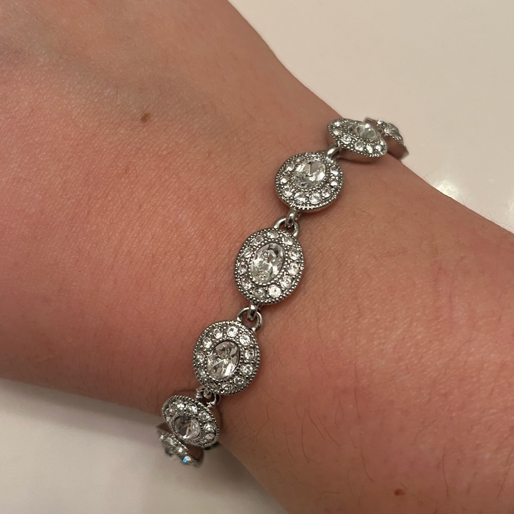 Carolee Silver Oval Stone Bracelet